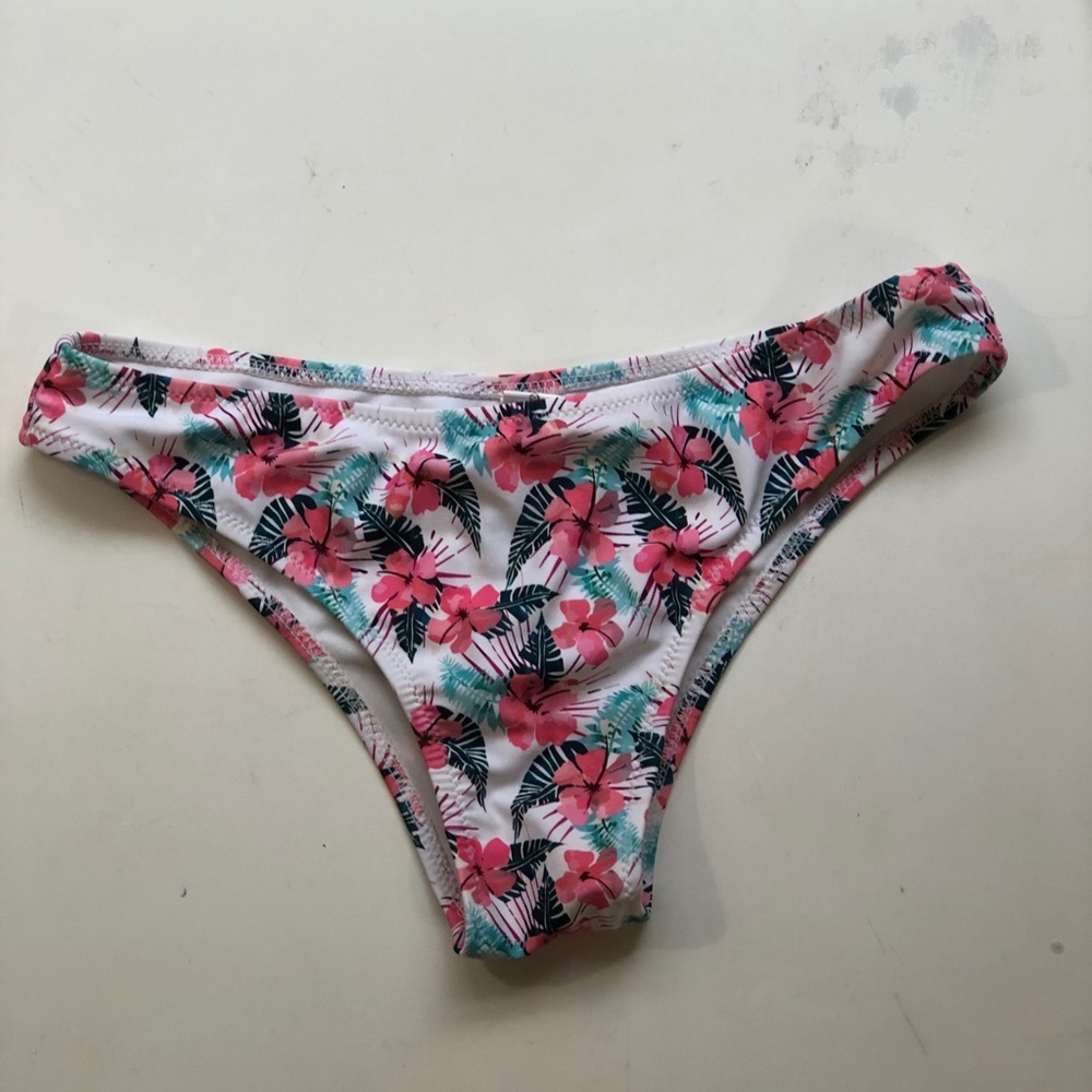 Bikini bottems